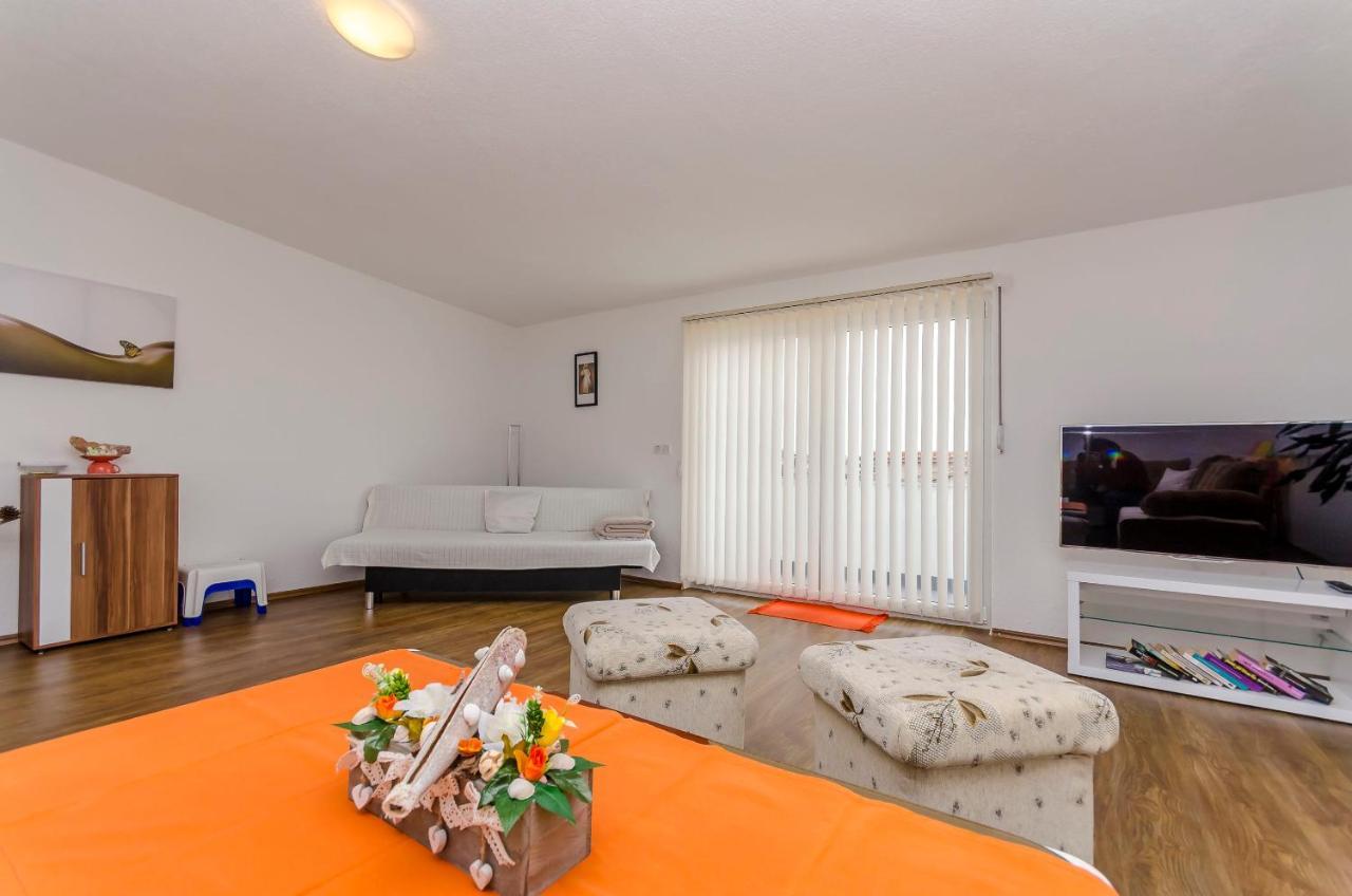 Apartment Diva Trogir Exteriör bild