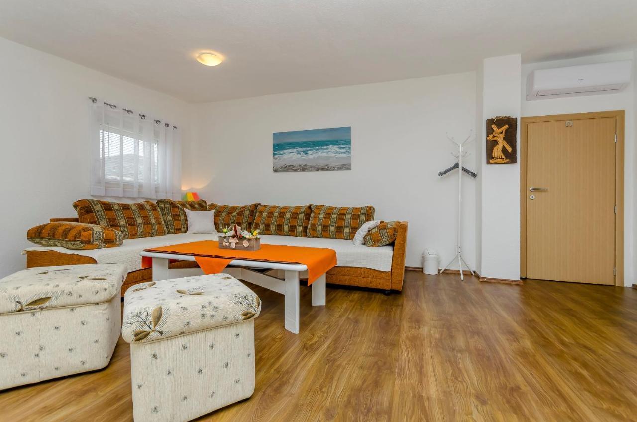 Apartment Diva Trogir Exteriör bild